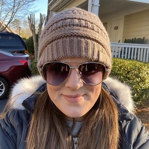 Meet your Posher, Kelly